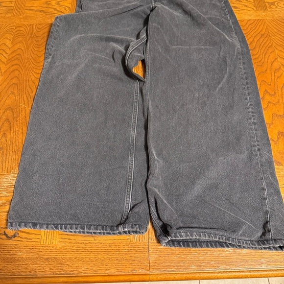 Reformation Cary High Rise Slouchy Wide Leg Jeans in Mineral Wash Black Sz 31 - Picture 6 of 14